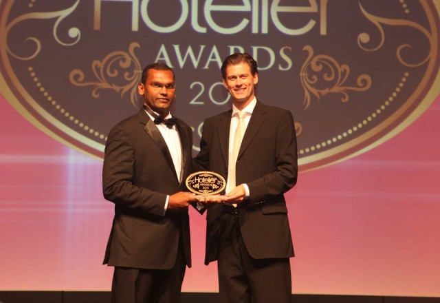 PHOTOS: Hotelier Awards 2011 winners on stage